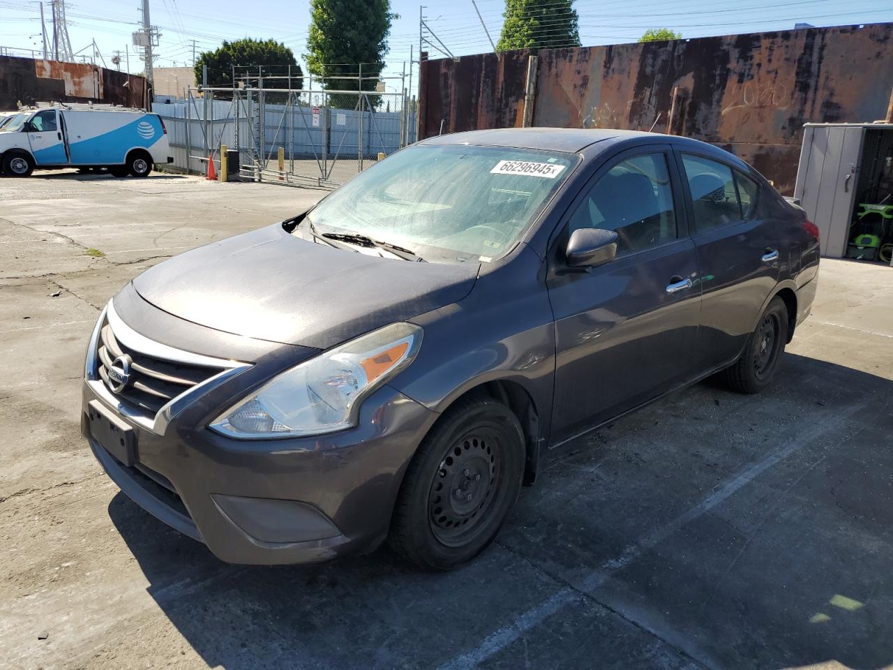 NISSAN VERSA S