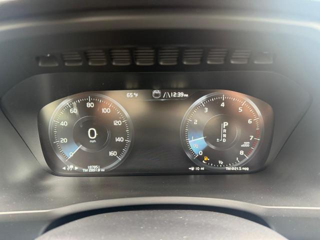 2019 VOLVO XC90 T5 MO YV4102PK2K1487459