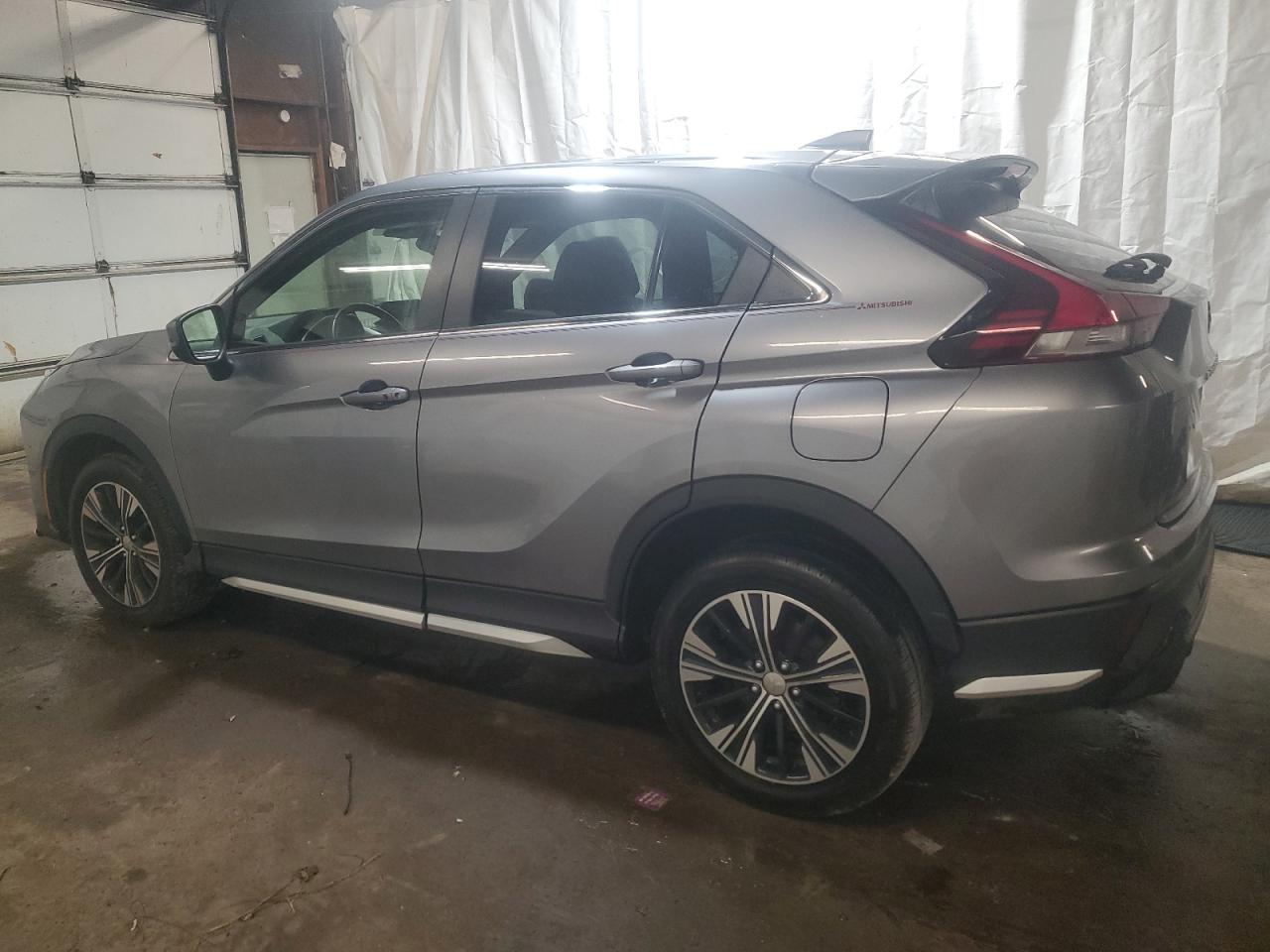 MITSUBISHI ECLIPSE SE