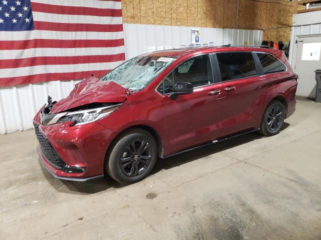 2024 TOYOTA SIENNA XSE 5TDDSKFC9RS137974