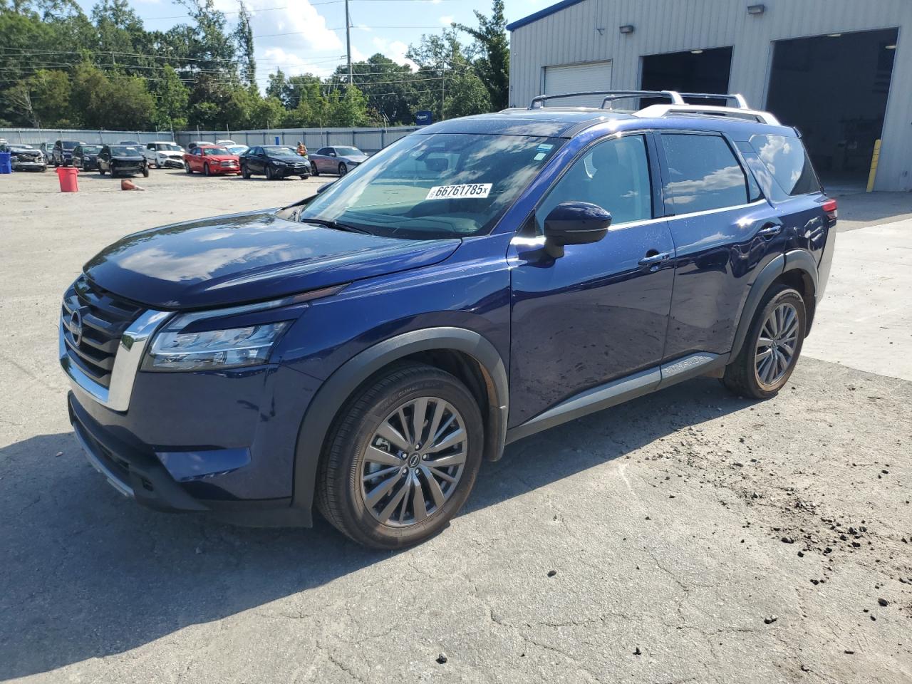 NISSAN PATHFINDER SL