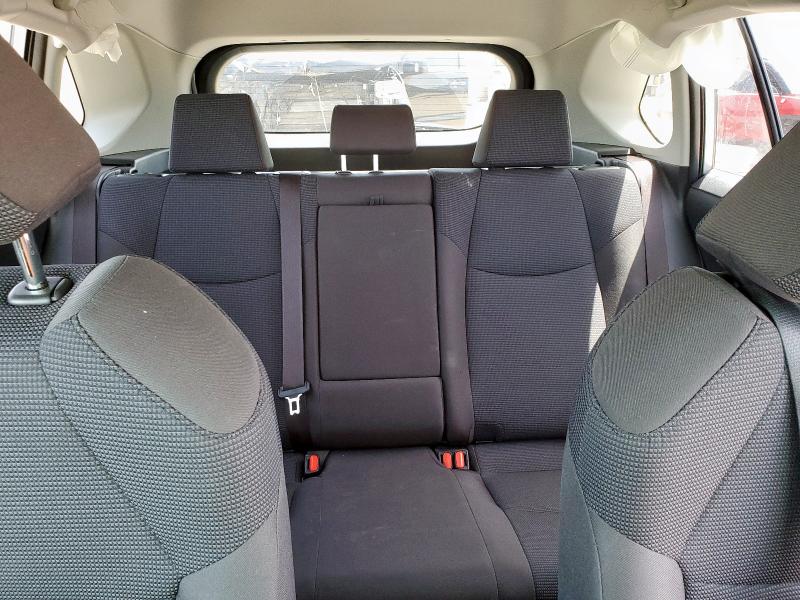 2019 TOYOTA RAV4 LE - JTMMWRFVXKD024180