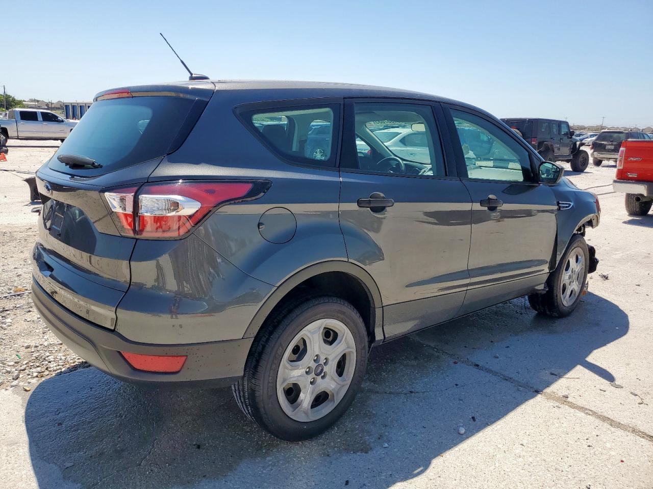 FORD ESCAPE S