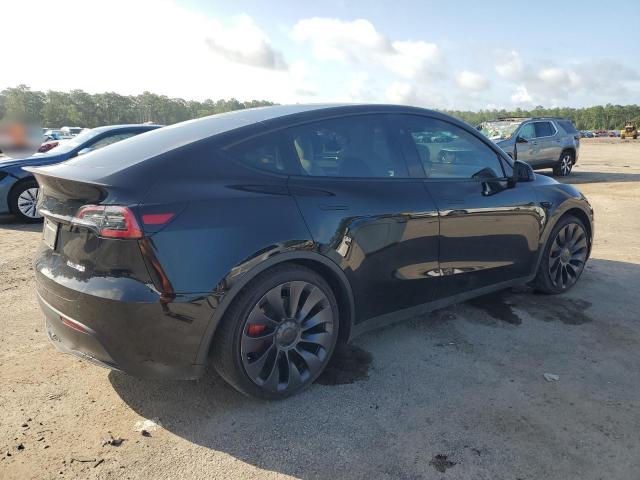 2024 TESLA MODEL Y - 7SAYGDEF9RF042526