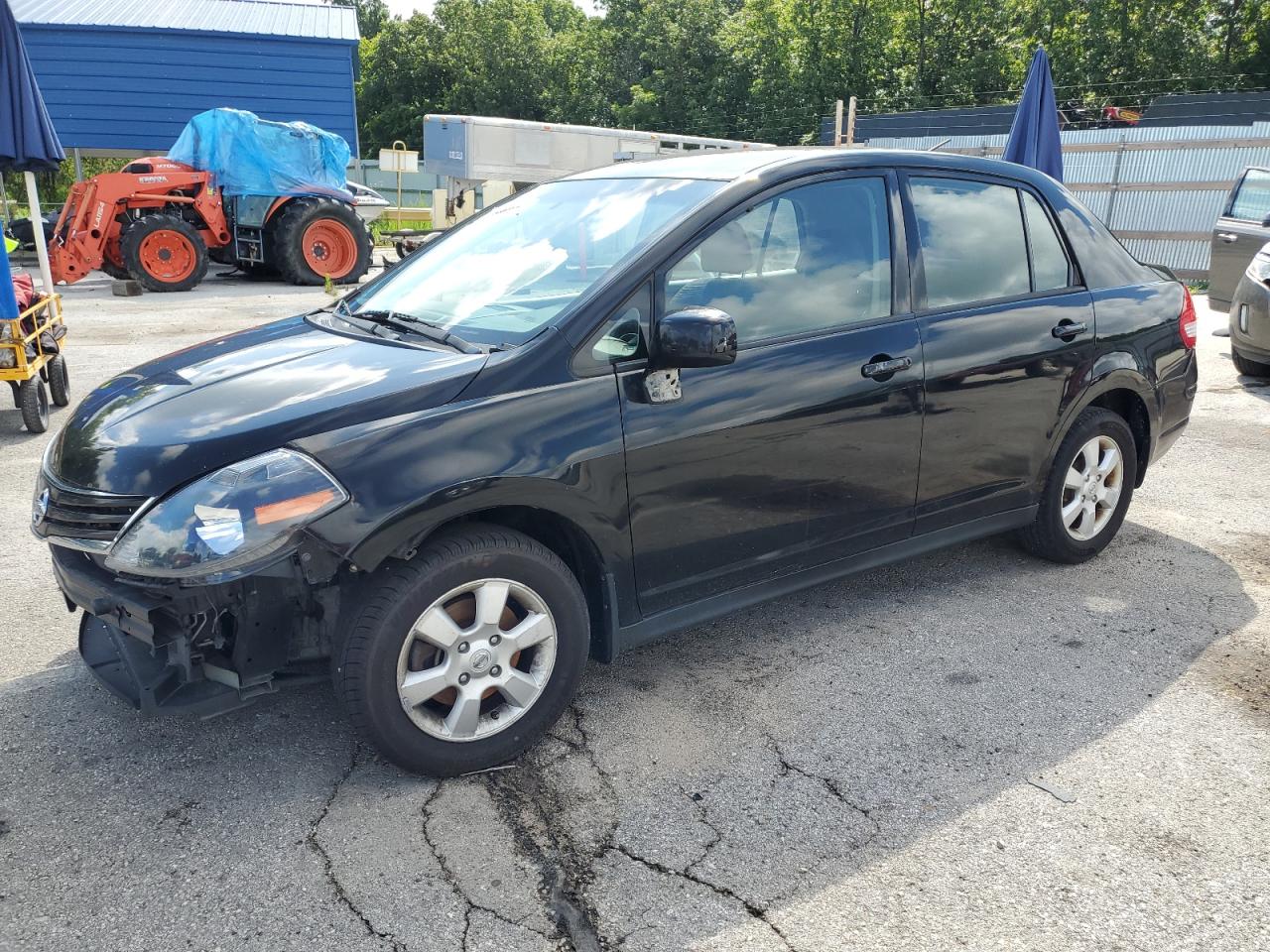 NISSAN VERSA S
