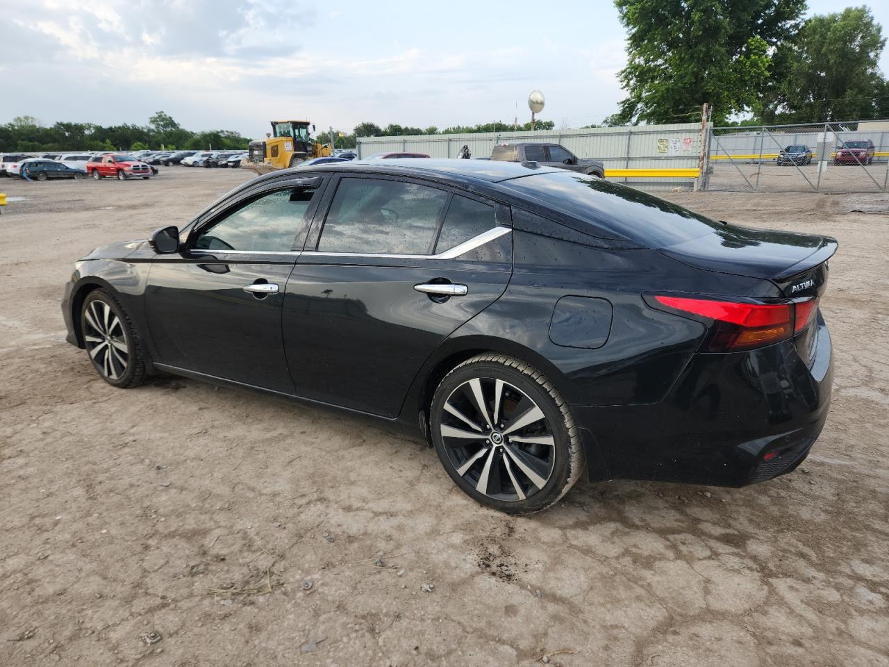 NISSAN ALTIMA PLATINUM