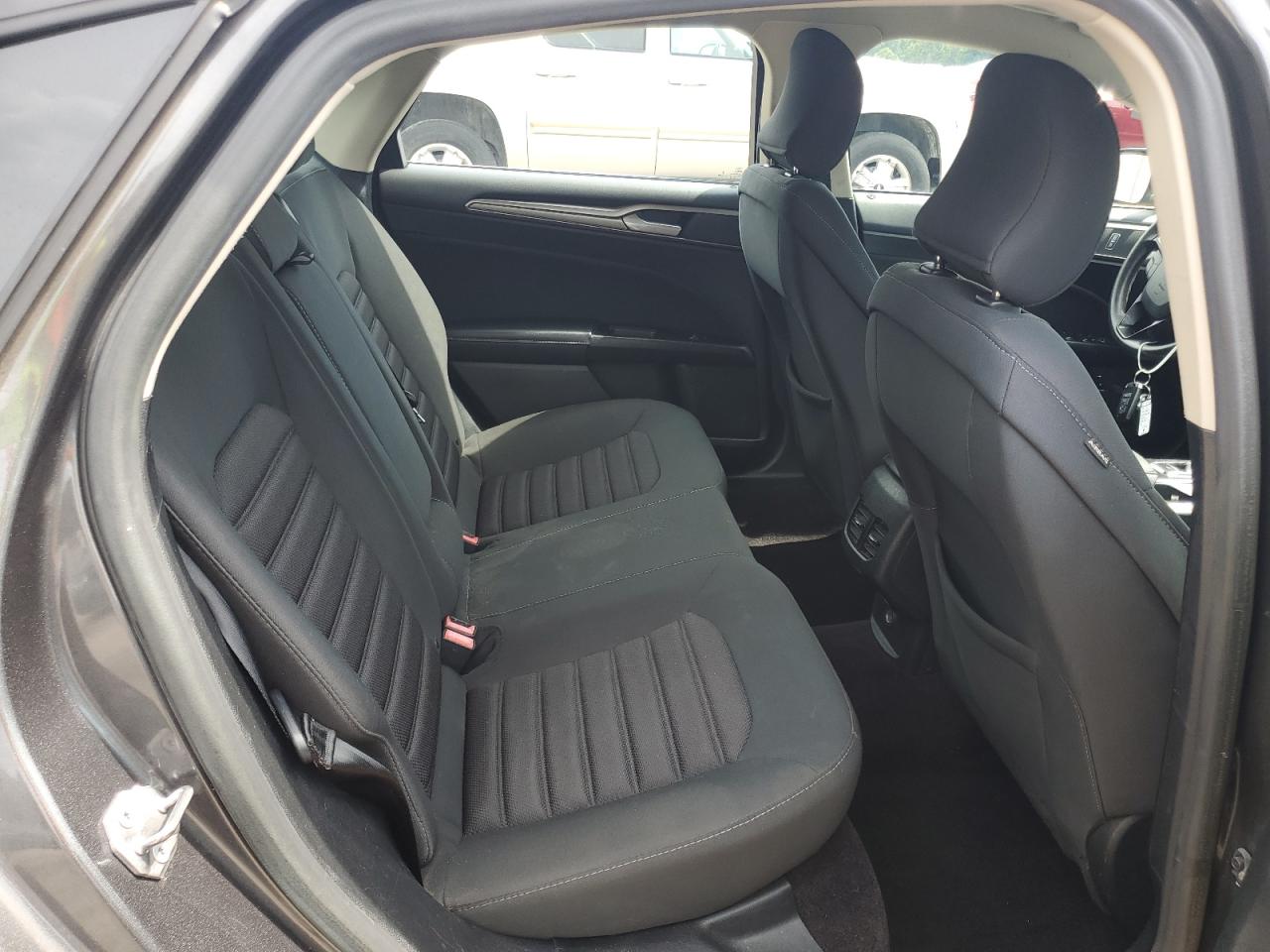 FORD FUSION SE HYBRID