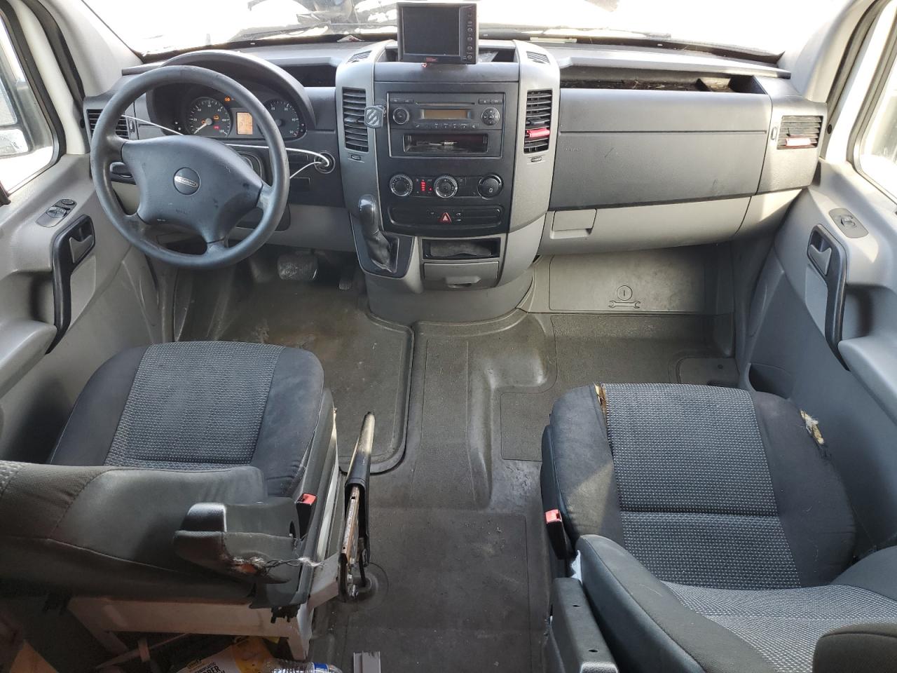 MERCEDES-BENZ SPRINTER 2500