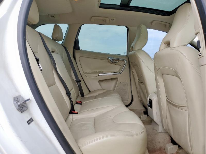 2015 VOLVO XC60 T5 PR YV440MDK9F2730584