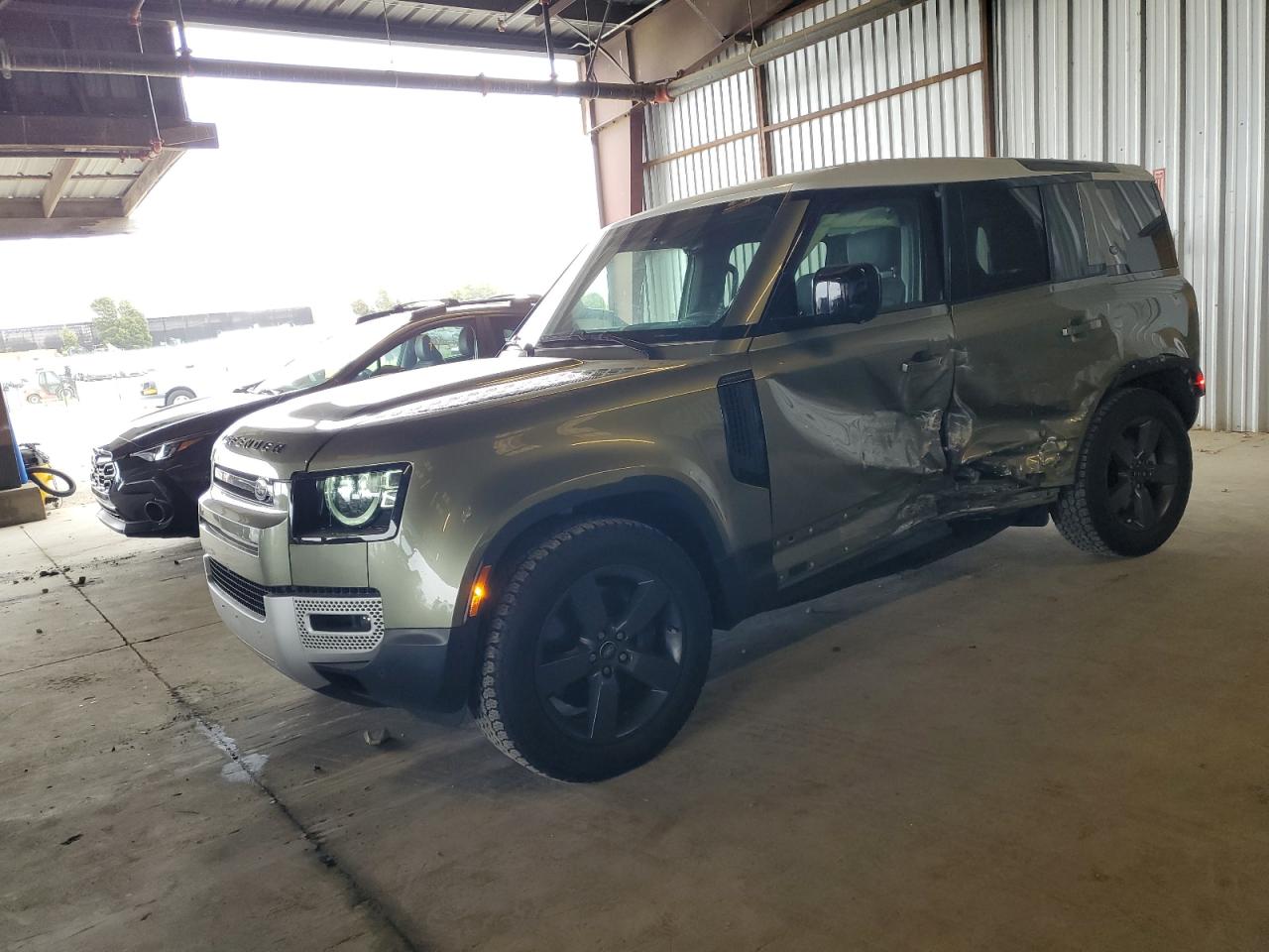 LAND ROVER DEFENDER 110 SE