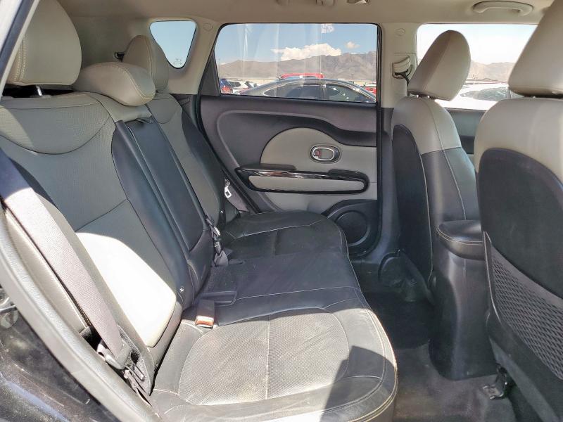 2016 KIA SOUL + KNDJP3A50G7357594