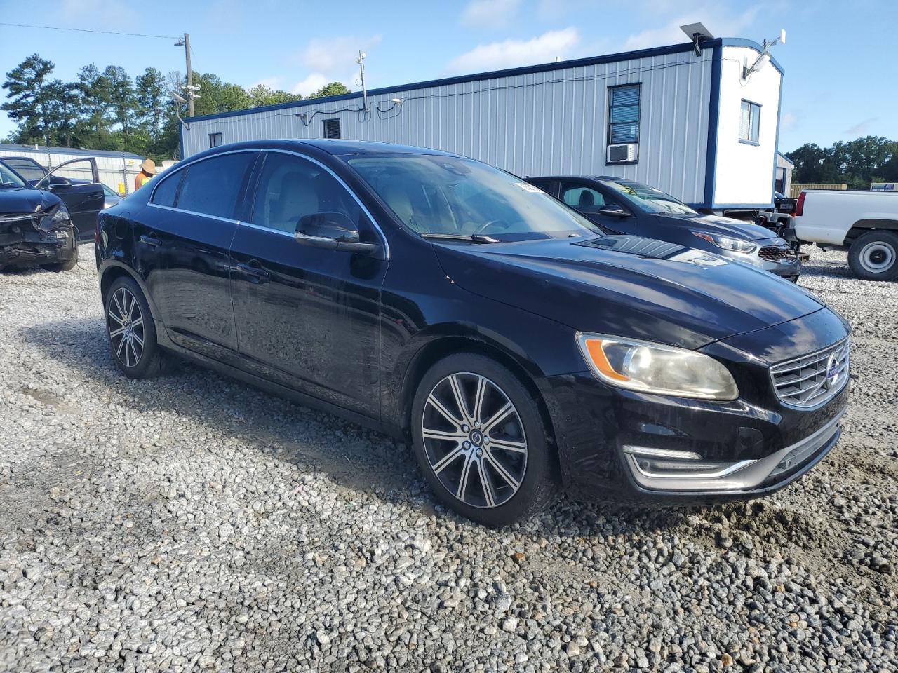 VOLVO S60 PREMIER