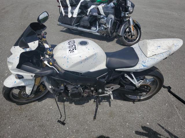 2004 SUZUKI GSX-R600 K JS1GN7CA542101178
