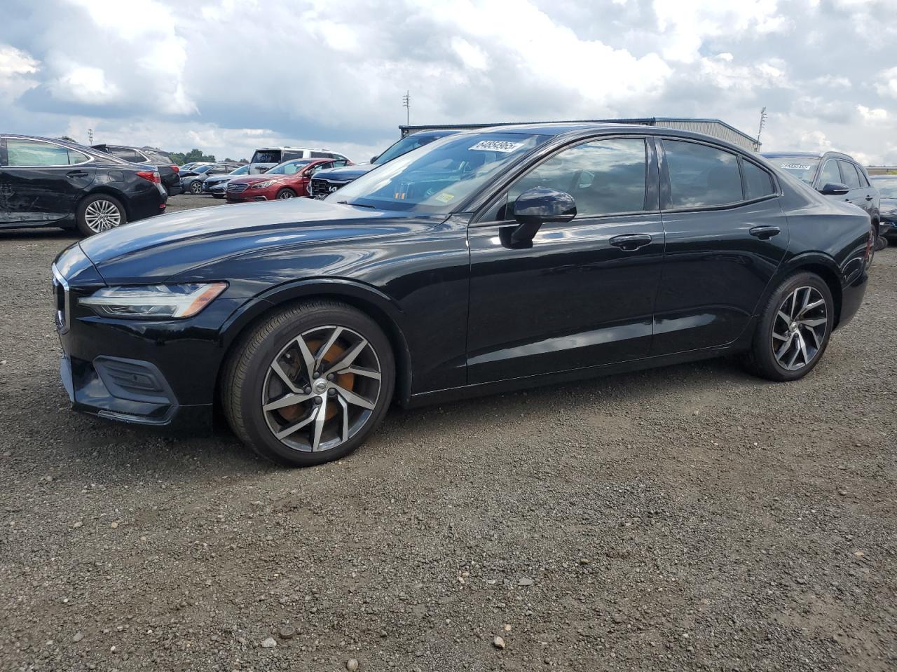 VOLVO S60 T6 MOMENTUM