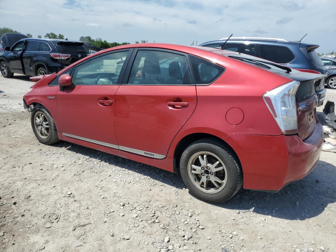 TOYOTA PRIUS SPORT UTILITY VEHICLE