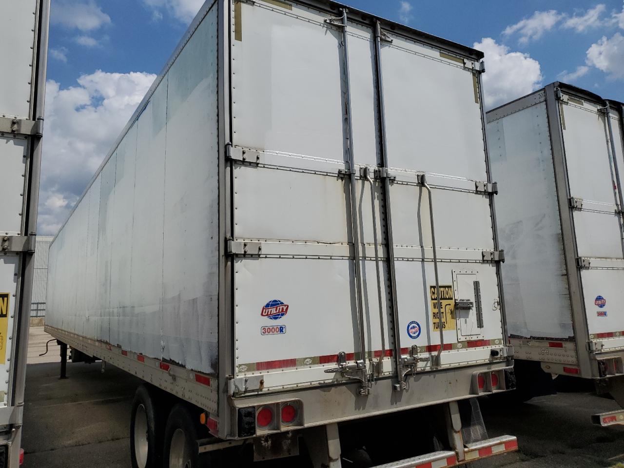 Lot #3206346125 2011 UTILITY VS2RA