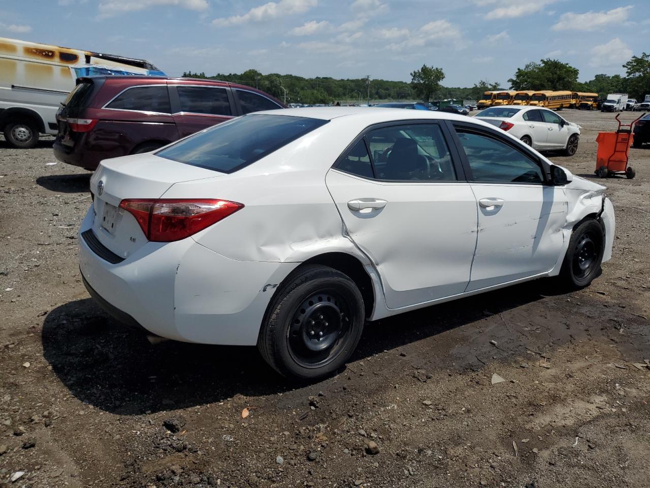 Lot #3209429087 2017 TOYOTA COROLLA L