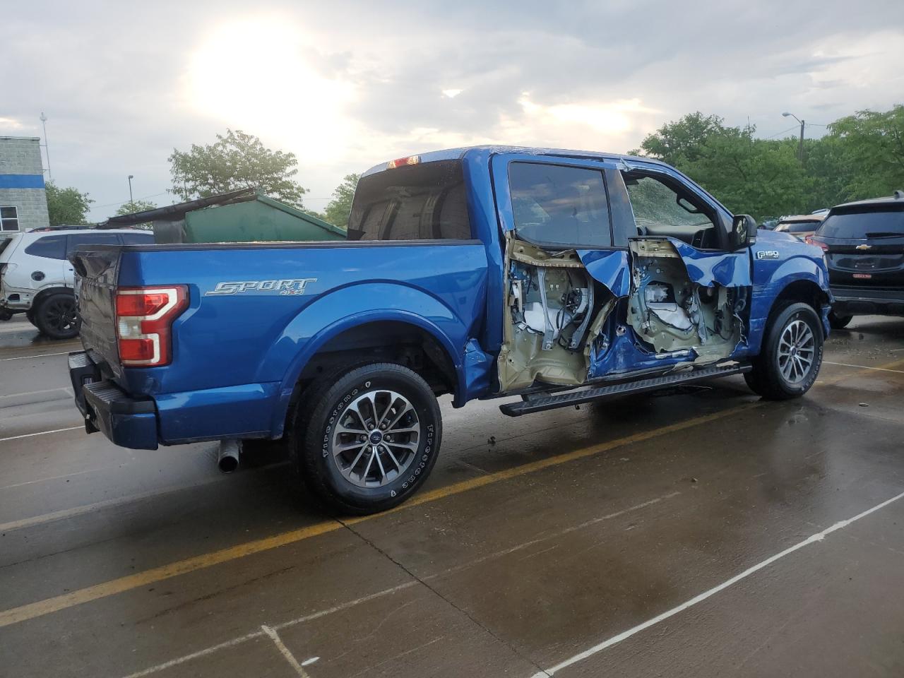 FORD F-150 SUPERCREW