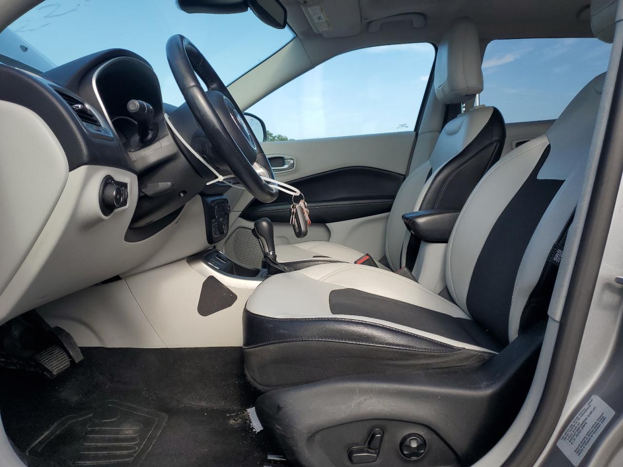 JEEP COMPASS LATITUDE