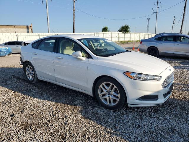 Vin: 1fa6p0h74f5120389, lot: 62386895, ford fusion se 20154
