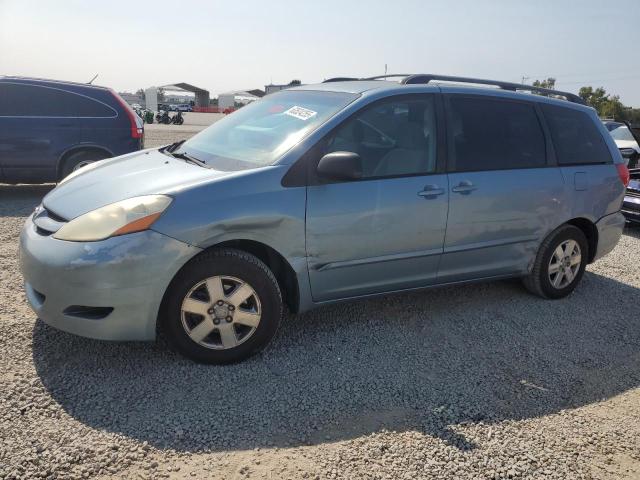 TOYOTA SIENNA CE