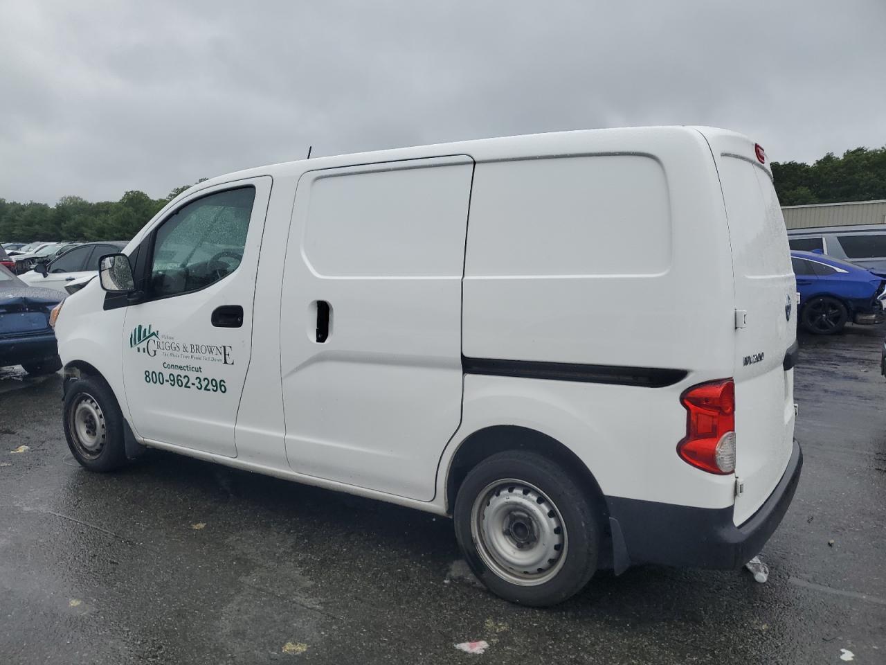 NISSAN NV200 2.5S