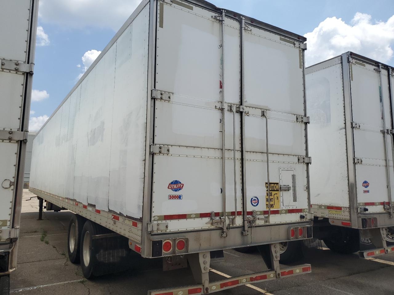 Lot #3204591848 2011 UTILITY VS2RA