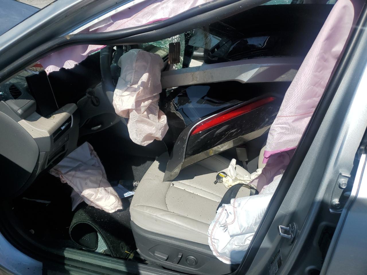 HYUNDAI SONATA HYBRID