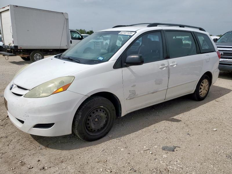 TOYOTA SIENNA CE