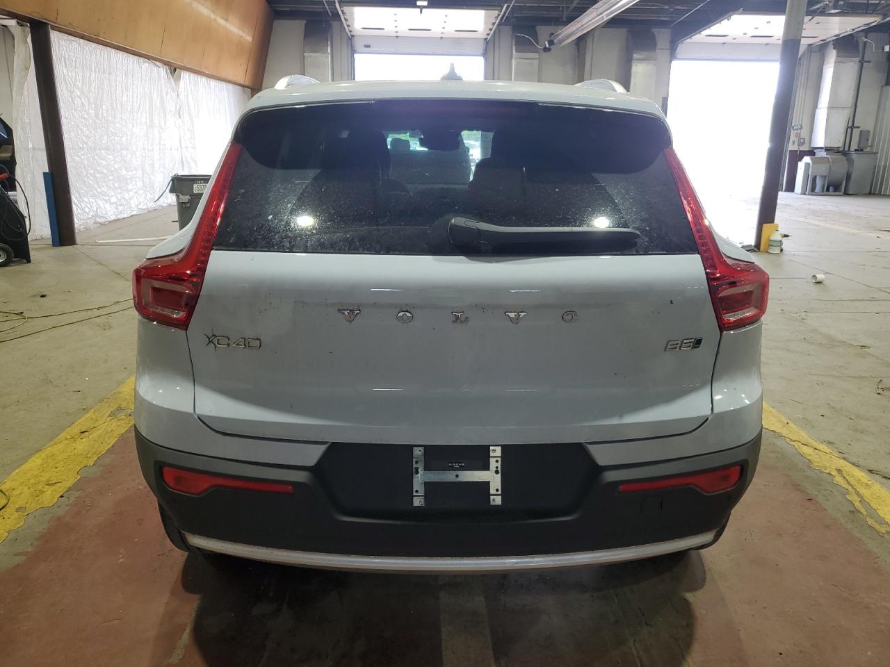 VOLVO XC40 CORE
