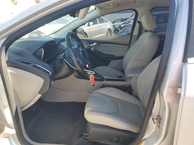 2015 FORD FOCUS BEV 1FADP3R42FL380198