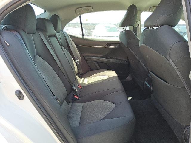 2021 TOYOTA CAMRY LE 4T1C11AK7MU453235