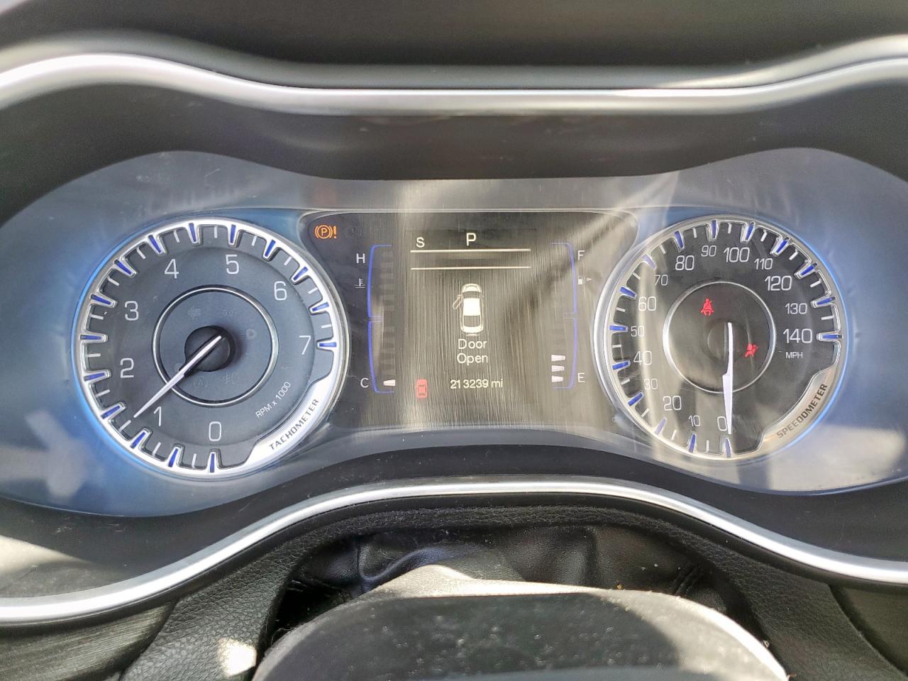 CHRYSLER 200 LIMITED