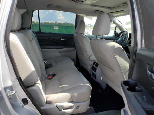 2018 HONDA PILOT TOUR 5FNYF5H9XJB000303