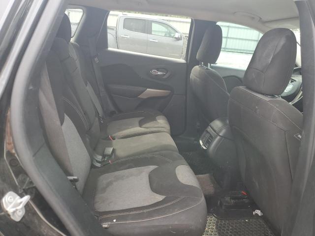 2018 JEEP CHEROKEE LATITUDE 1C4PJLCB2JD596474