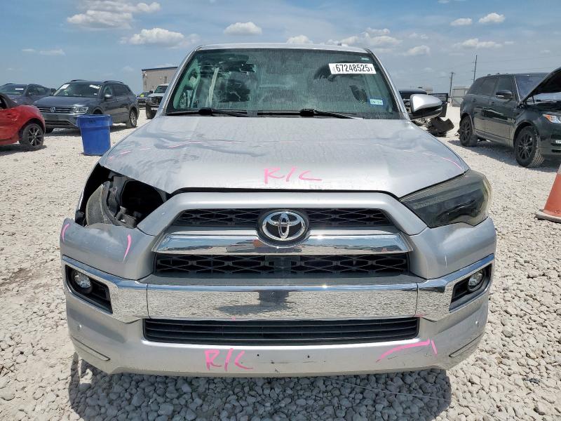 2018 TOYOTA 4RUNNER SR JTEZU5JR4J5165863