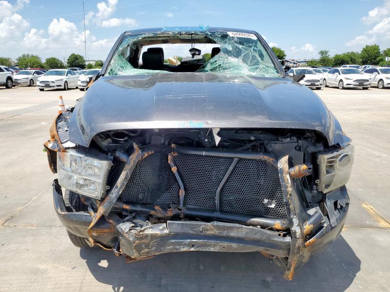 2018 RAM 1500 ST 1C6RR6FG3JS296648