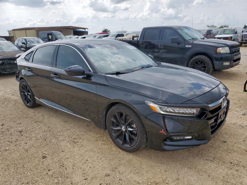 2018 HONDA ACCORD TOU 1HGCV1F98JA103156