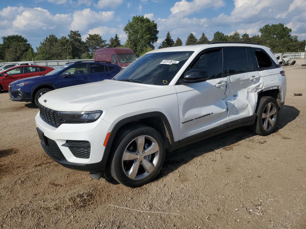 JEEP GRAND CHEROKEE LAREDO