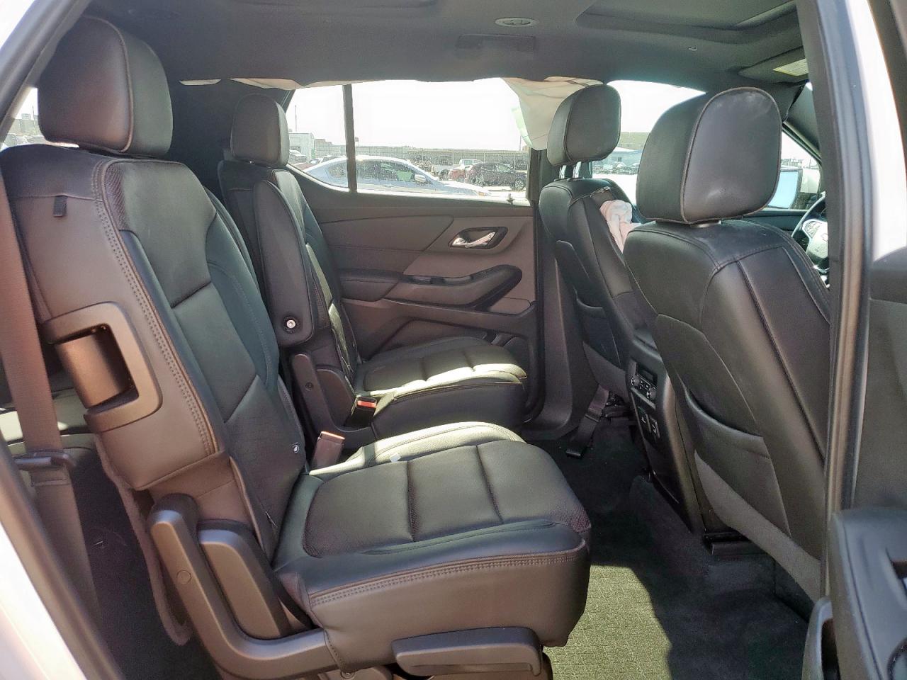 CHEVROLET TRAVERSE HIGH COUNTRY