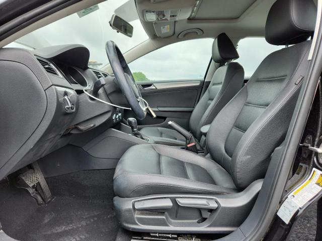 2016 VOLKSWAGEN JETTA SE - 3VWD67AJ5GM321956