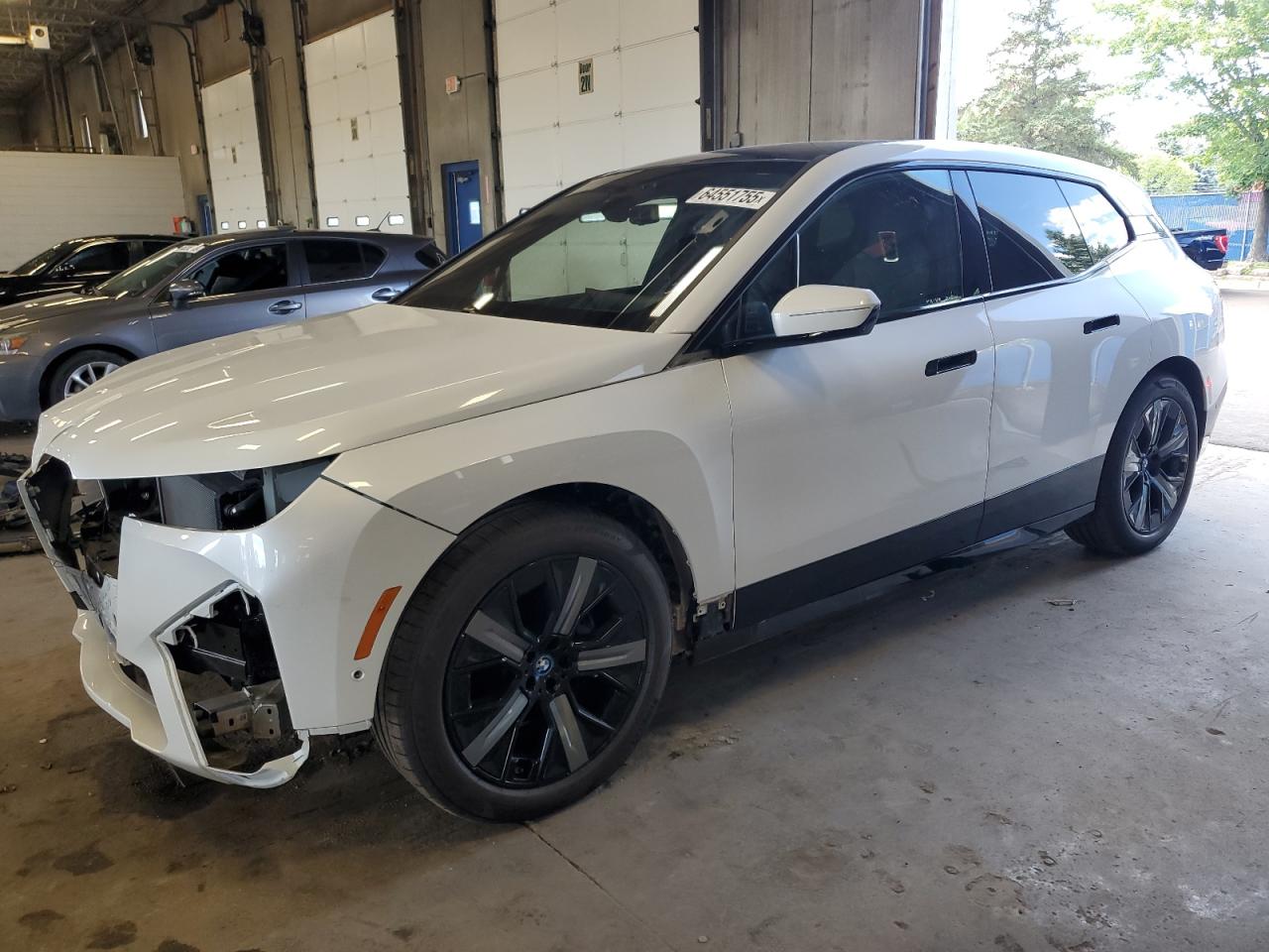 BMW IX XDRIVE50