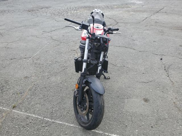 SUZUKI SV650 A 2017 red  gas JS1VP55B4H2100282 photo #3