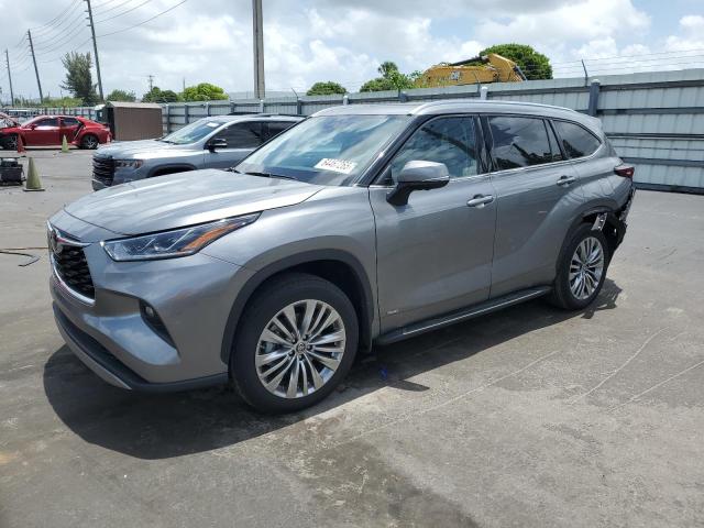 2025 TOYOTA HIGHLANDER - 5TDEBRCH8SS671602