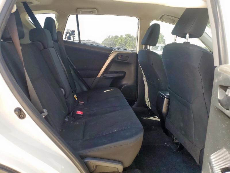 2015 TOYOTA RAV4 LE - JTMZFREV2FJ056104