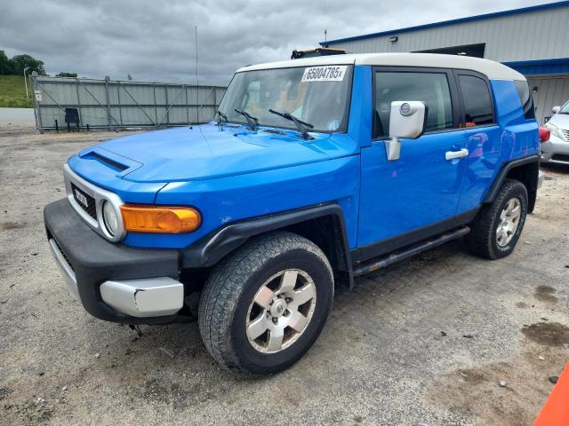 TOYOTA FJ CRUISER