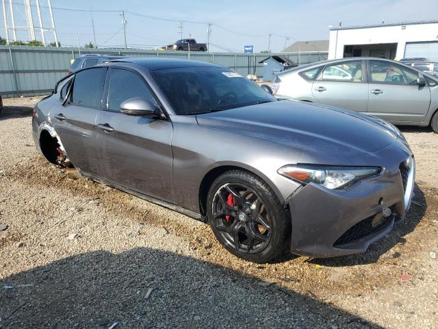 2018 ALFA ROMEO GIULIA Q4 ZARFAEDN0J7575174
