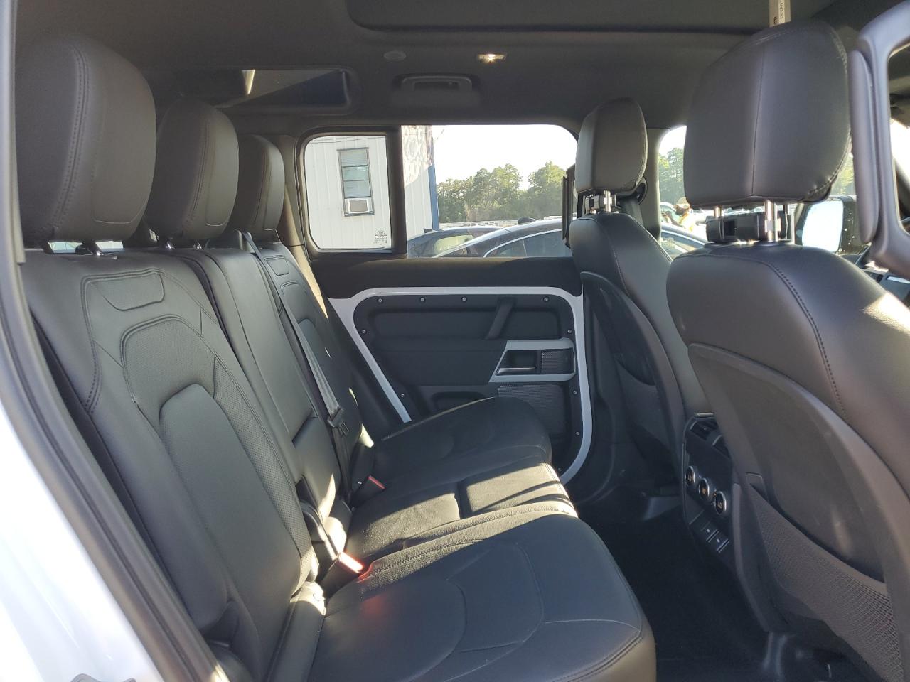 LAND ROVER DEFENDER 110 S