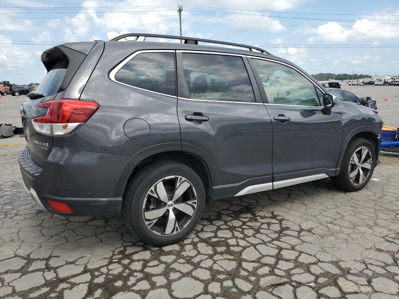 SUBARU FORESTER TOURING