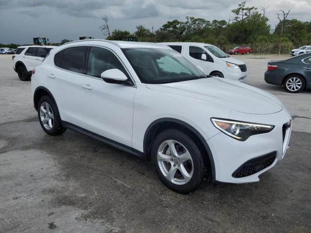 2018 ALFA ROMEO STELVIO ZASFAKANXJ7C25121